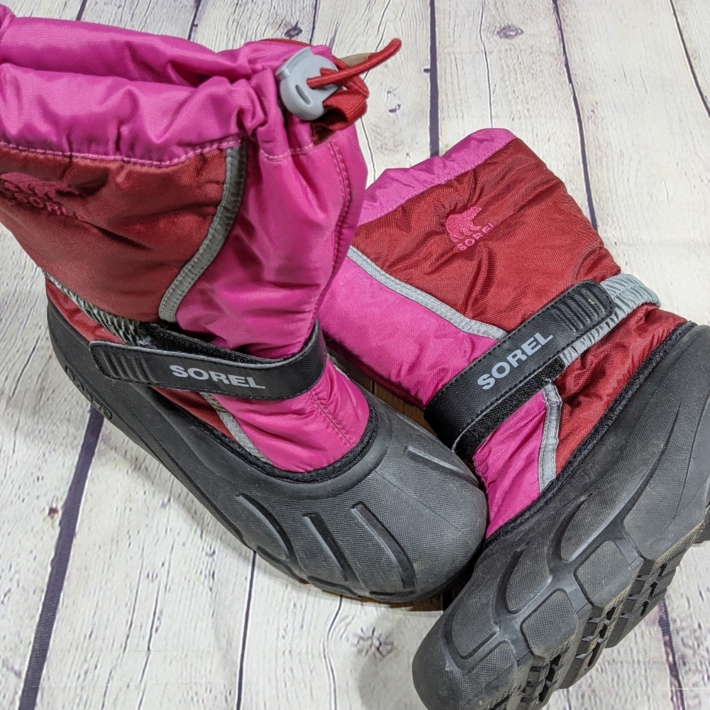 Sorel Giros Snow Boots Pink Red Black 5